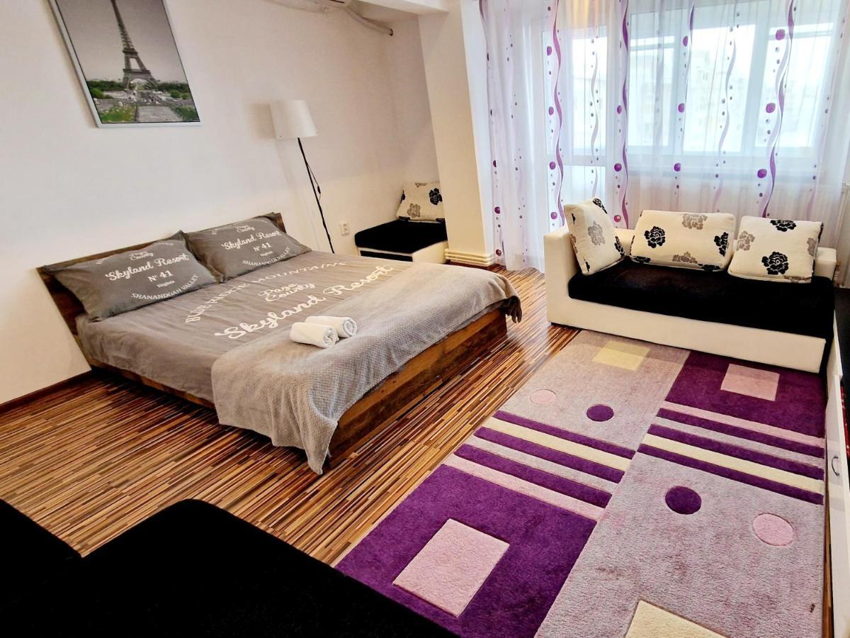 Studio Cathedral Brăila Eksteriør bilde