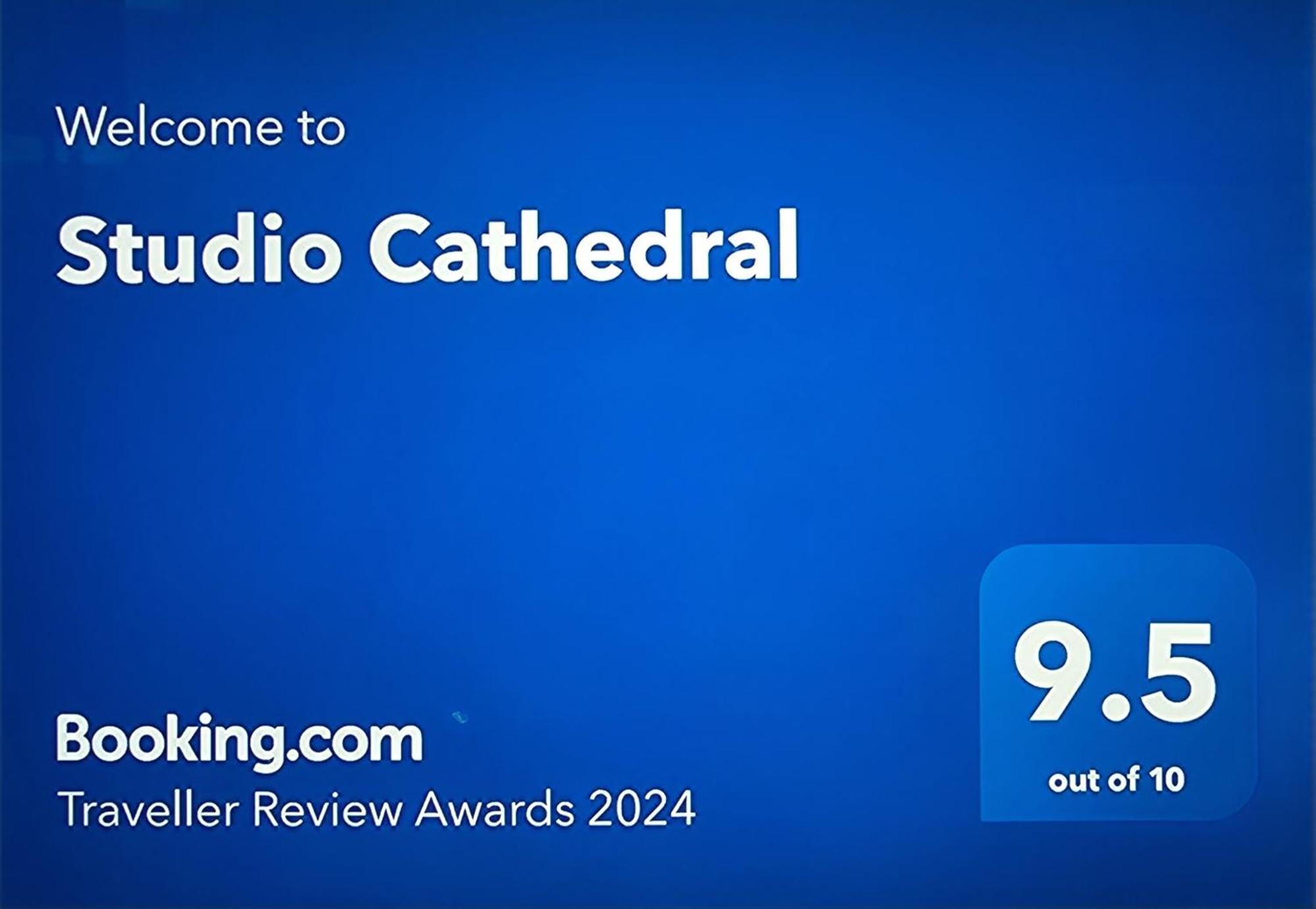 Studio Cathedral Brăila Eksteriør bilde